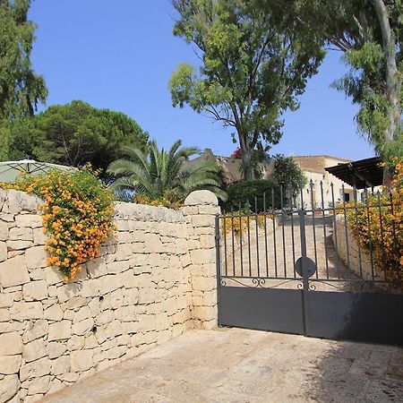 Sud Est Le Case Di Elisa Marina di Ragusa Bagian luar foto